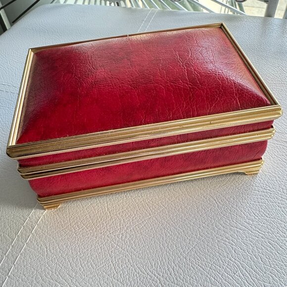Vintage Red Faux Leather Jewelry Box Gold Tone Metal Trim Red Lining Mirror - Picture 1 of 7